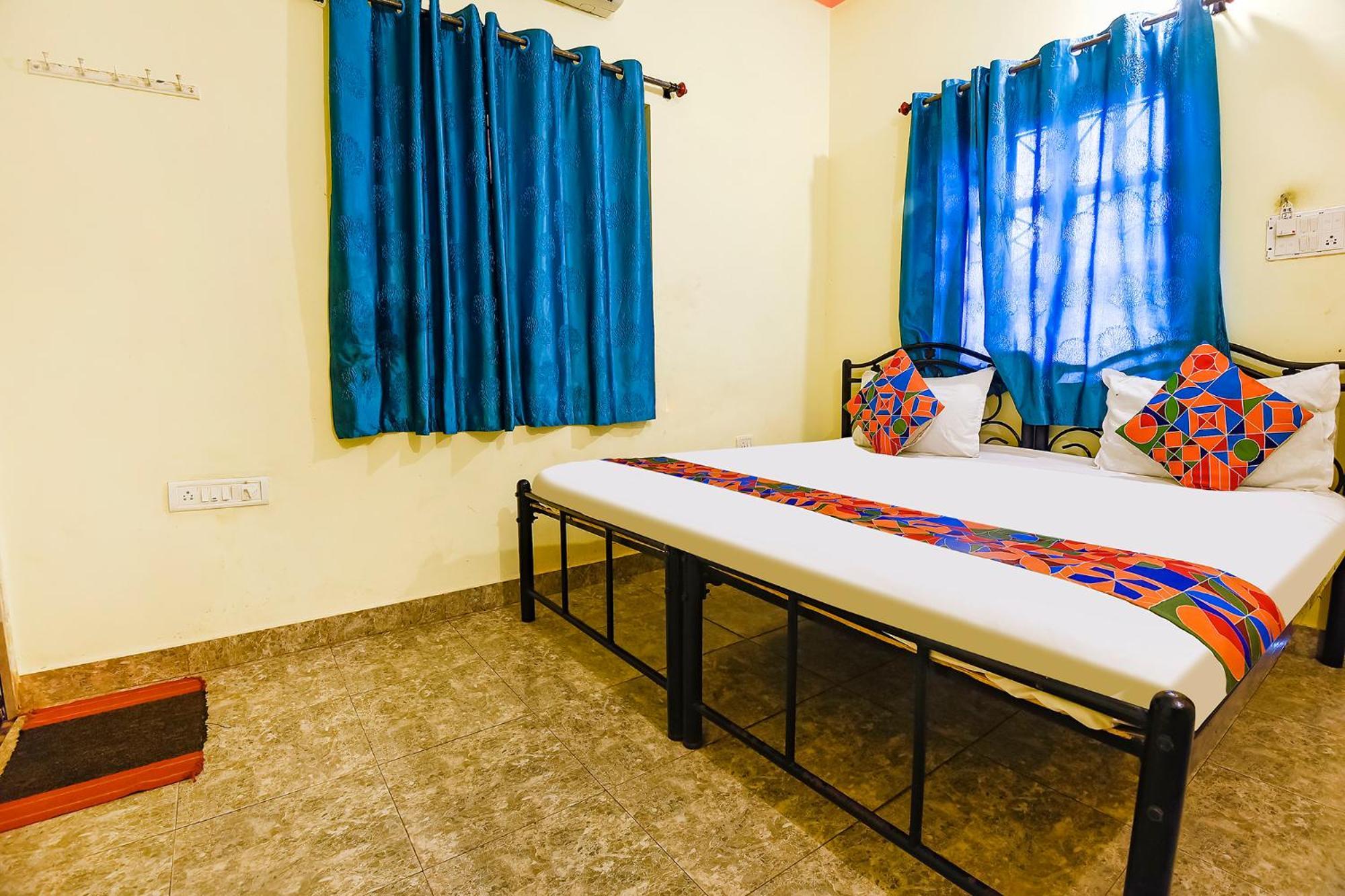 Fabhotel Joaquim Beachside Resort - Nr Tito'S Lane, Baga Beach Zewnętrze zdjęcie